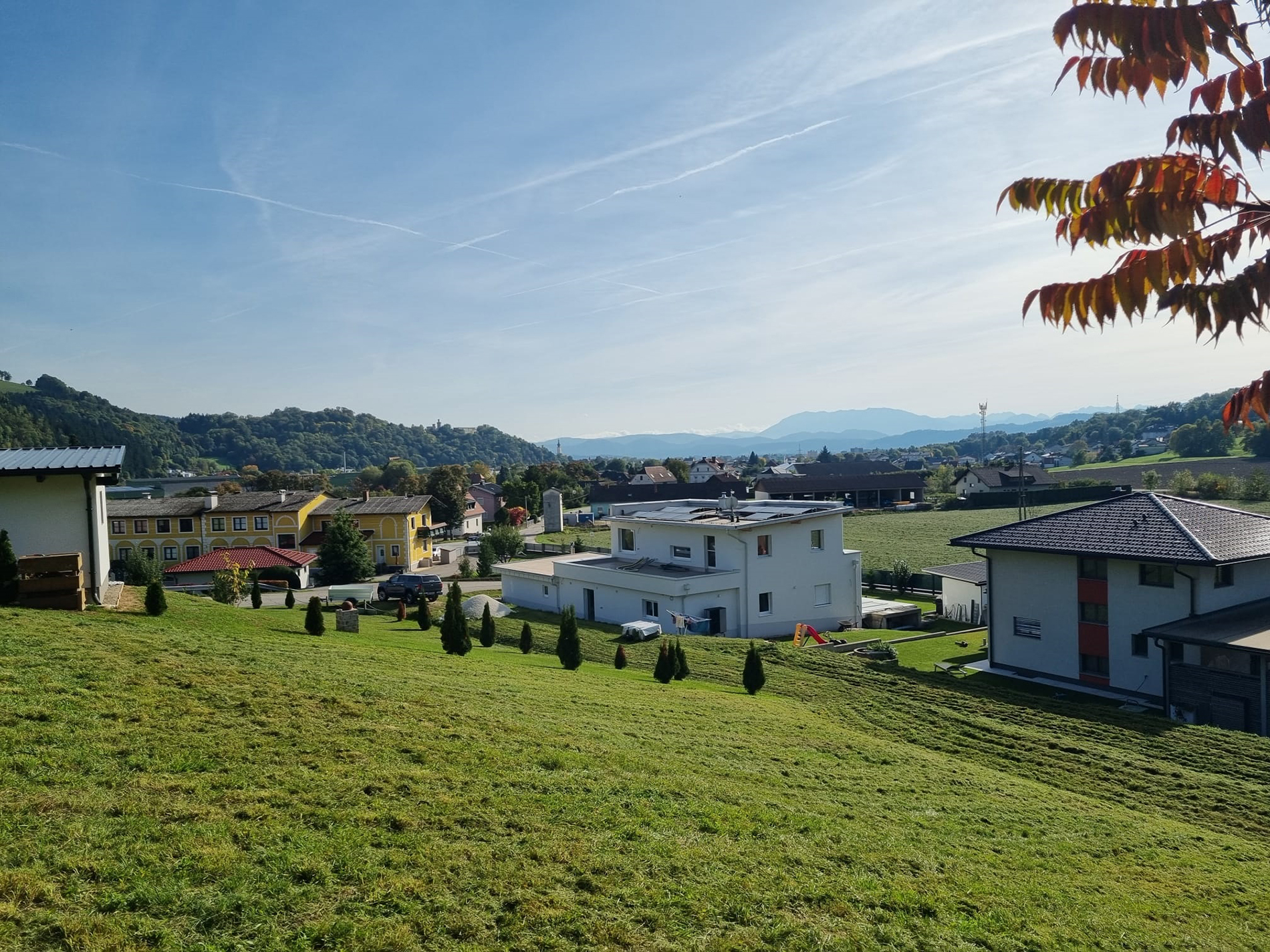 Großzügig geschnittenes Baugrundstück in idealer Lage!